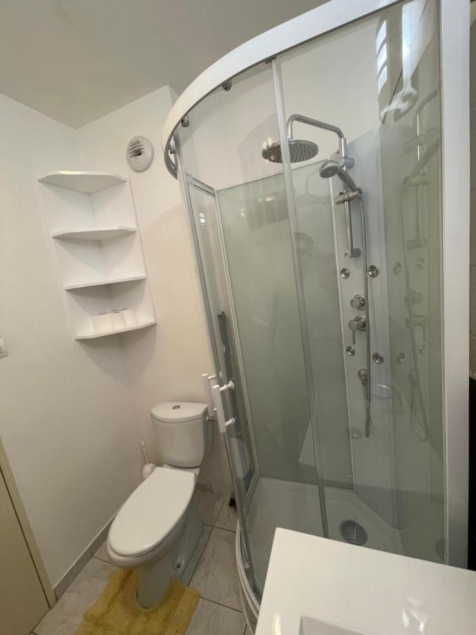 Apartment F1 Terrasse Hydromassage Led, Colmar A 5min, Calme